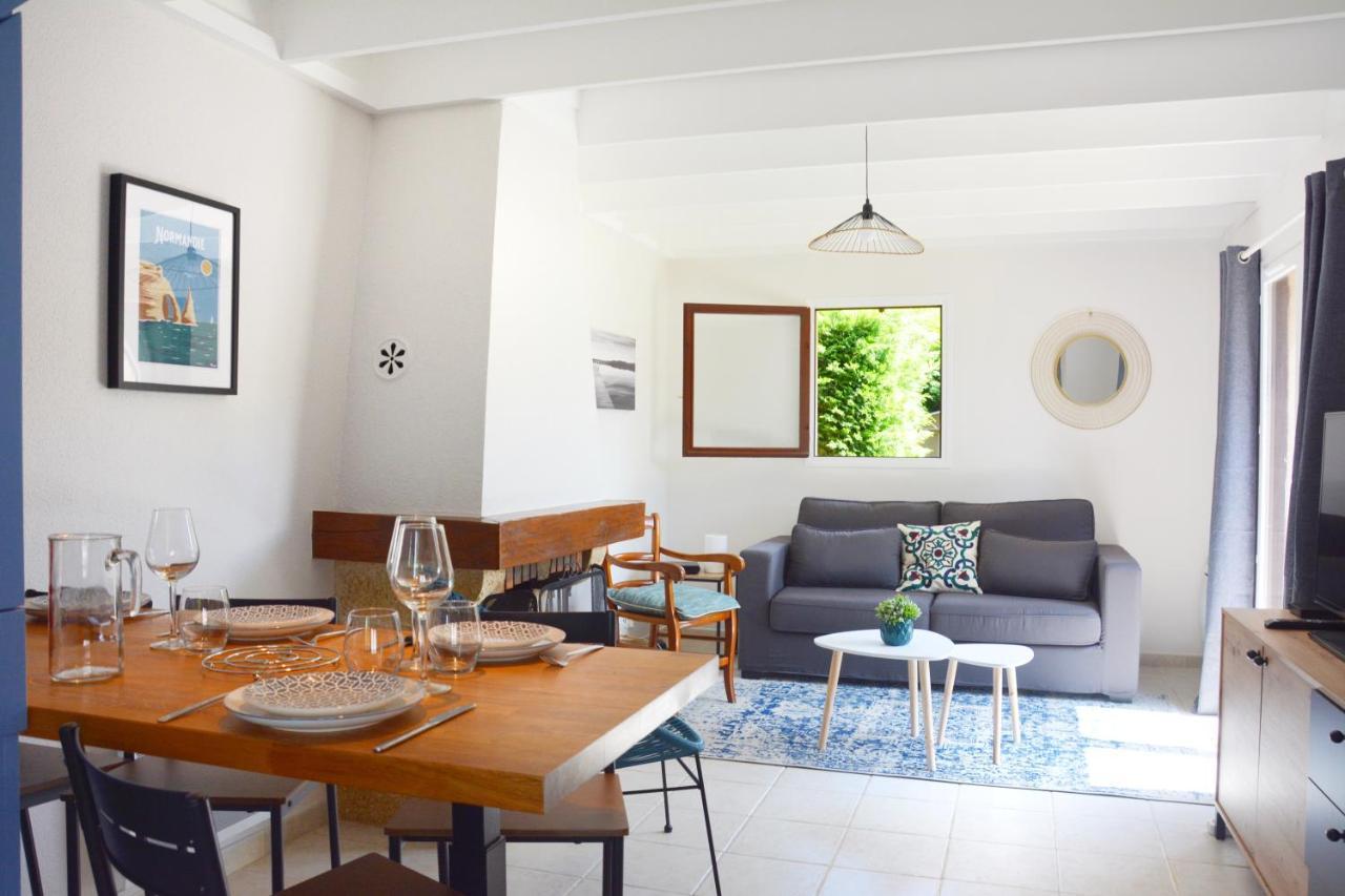 Cottage With Large Garden 15 Minutes Walk From The Beach Вилле-сюр-Мер Экстерьер фото